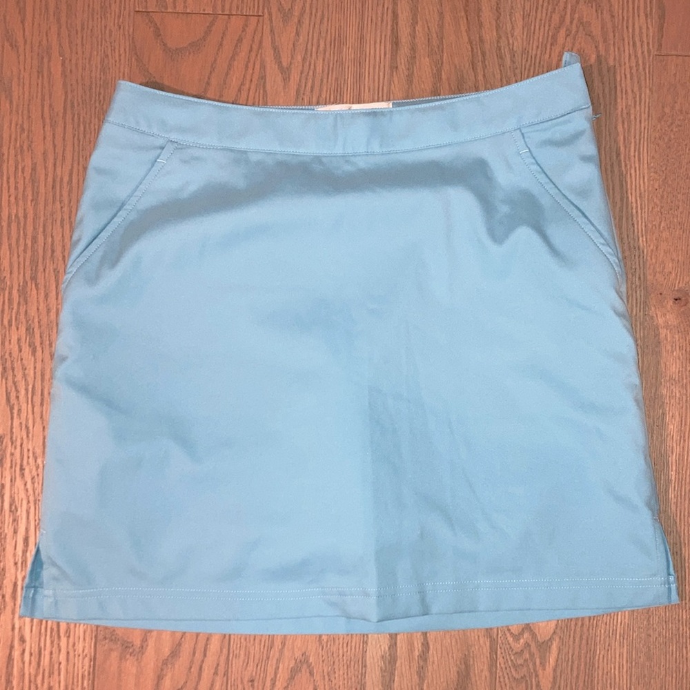 EUC Greg Norman perfect fit golf skort size 8